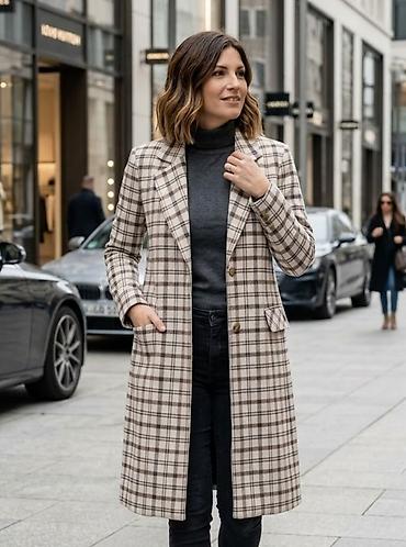 pull and bear kozne jakne: Ženski kaput sa kariranim dezenom - Model: duži kaput ravnog kroja - — 1