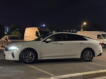 byd e6: Kia K5: 2022 г., 2 л, Автомат, Гибрид, Лифтбек — 9