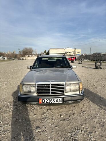 Mercedes-Benz 230: 1992 г., 2.3 л, Механика, Бензин, Седан