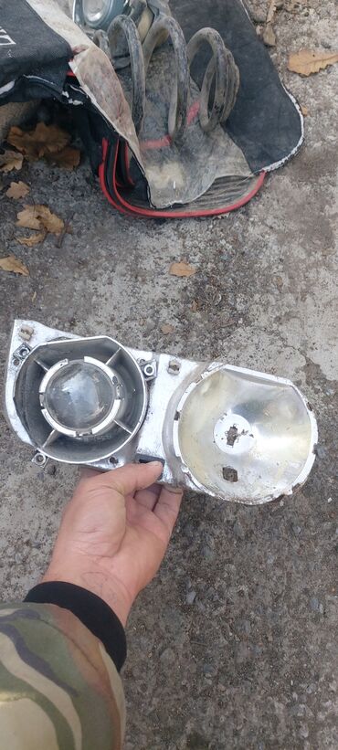 Digər avtomobil ehtiyat hissələri: Məhsul: BMW E36 üçün müxtəlif ehtiyat hissələri - Sağ ön dönmə — 44