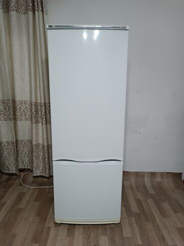Холодильники: Холодильник Atlant, Б/у, Двухкамерный, De frost (капельный), 60 * 170 * 60