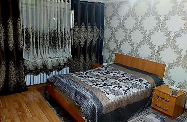 table and chair: Спальный гарнитур, Б/у, ДСП, Самовывоз, цвет - Коричневый — 1