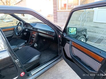 Mercedes-Benz: Mercedes-Benz W124: 1994 г., 2.8 л, Механика, Бензин, Седан — 6