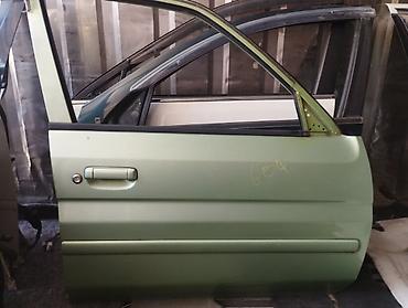Дверь передняя правая для Mazda Demio DW3W, 2001 г.в. (б/у)