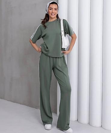 dinara: 05. Komplet trenerka
Uvoz Turska
S M L XL
Cena : 3.700 dinara H — 3