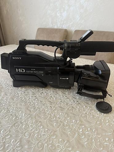 sony linza: Sony peşəkar videokamera – Full HD 1920x1080 Xüsusiyyətlər: - Sensor — 8