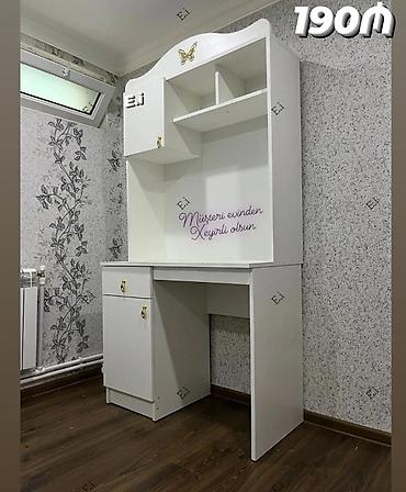 taxt 2ci əl: Yazı masası 190 azn rəng secini var çatdırılma var istehsaldan — 1