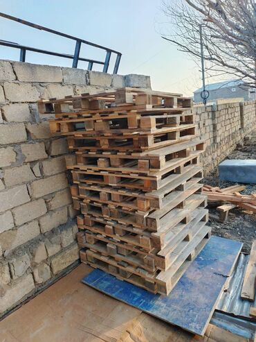 Palletlər, paddonlar: 120×100 2liy taxdayla yaxsi vezyetde yqlb verilir.qiymet 1 ededi 7 azn