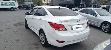 Hyundai: Hyundai Accent: 1.6 l | 2012 il Sedan — 2