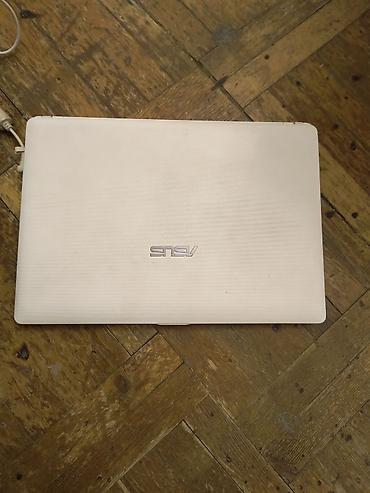 kohne model televizor aliram: ASUS Eee PC ağ rəngli netbuk hdd diski deyis islet - Model: ASUS Eee — 4