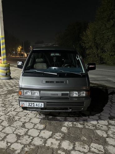 Nissan: Nissan Vanette: 1987 г., 2.3 л, Механика, Дизель, Минивэн