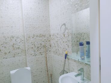 Uzunmüddətli kirayə mənzillər: Nizami rayonu Qara Qarayev metronun yanında 17/14 mərtəbəsi 2 məktəbə -da lalafo.az — 5 Uzunmüddətli kirayə mənzillər: Nizami rayonu Qara Qarayev metronun yanında 17/14 mərtəbəsi 2 məktəbə — 5