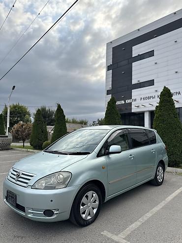 продаю коврик: Toyota Ipsum: 2001 г., 2.4 л, Автомат, Бензин, Минивэн — 1