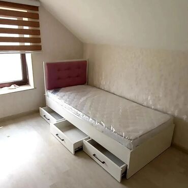 Sifarişlə çarpayılar: İkinəfərlik, Bazasız, Pulsuz matras, Siyirməsiz, Azərbaycan, Parlaq laminat — 19