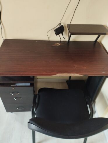 Ofis masaları: Kompyuter stolu.birde.stul