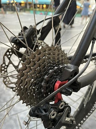 velosiped cube touring pro: Dağ və şəhər istifadəsi üçün uyğun velosiped. Əsas xüsusiyyətlər: - — 5