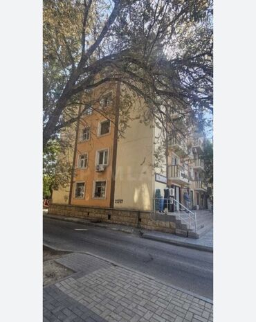 Uzunmüddətli kirayə mənzillər: 2 otaqlı mənzil – şəhərin mərkəzi hissəsində - 2-ci mikrorayon, yol — 1