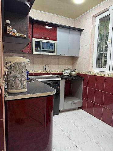 ecemi: Bakı, 3 otaqlı, Köhnə tikili, m. Memar Əcəmi, 60 kv. m — 4