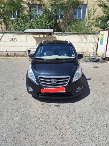 машина без матора: Chevrolet Spark: 2010 г., 1 л, Автомат, Бензин, Хэтчбэк