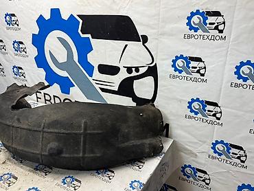 audi 4: Подкрылок перед. лев. Audi A4 B6 Kombi AVF 2004 Контрактный из — 2