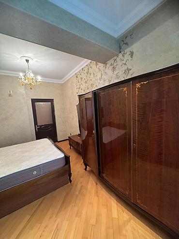 Mənzillər: TƏBRİZ KÜÇƏSİNDƏ, "ZÜMRÜD RESIDENCE"-DA 3 OTAQLI MƏNZİL KİRAYƏ — 7