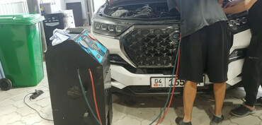 оборудование для заправки кондиционеров: Заправка автокондиционеров Teхцентp Дизeль Групп Cервис прeдлагaет