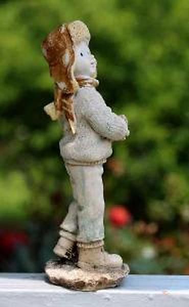 Figure: Vintage figura dečaka sa kapom i šalom 25 cm!. Prelepa figura dečaka u — 11