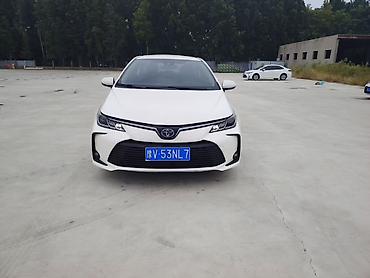 golf 1: Toyota Corolla: 2021 г., 1.8 л, Гибрид, Седан — 1
