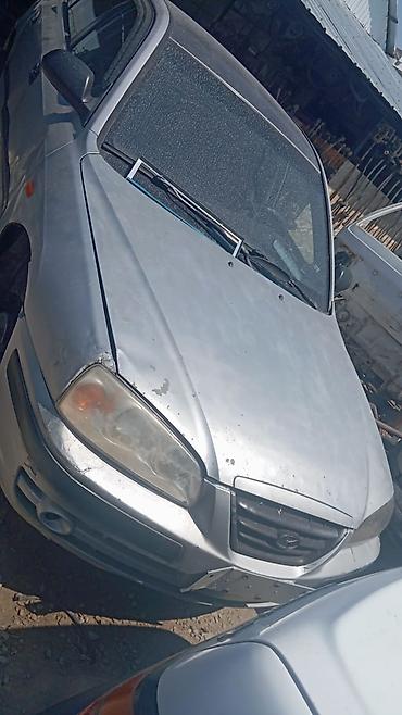 соната 2003: Hyundai Elantra седан (около 2000–2003 г.в.), машина на разборе — 1