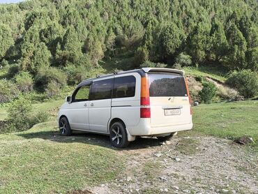 Honda: Honda Stepwgn: 2001 г., Минивэн — 3