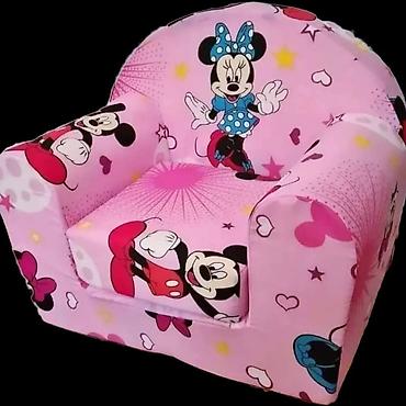 Fotelje: Mala fotelja 🪑 Dimenzije: 55×45 cm ✨ Sedeći deo: 30×30 cm 🛏️ — 9