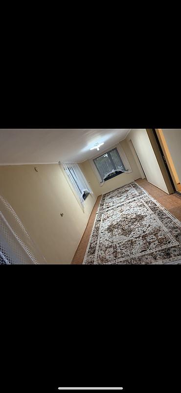 дома караколе: Гостевой дом с большим двором и садом роз Описание: - Двухэтажный дом — 6