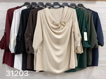 Košulje: Bluza 
2xl 3xl 
Cena2000 din 💫 — 5