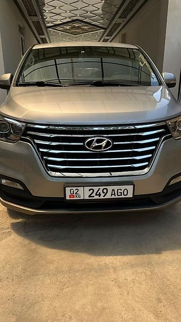 6 2: Hyundai H-1: 2018 г., Автомат, Минивэн — 3