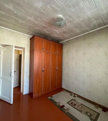 Долгосрочная аренда домов: Сдаётся Просторный жилой дом с внутренним двором и навесом. - — 9