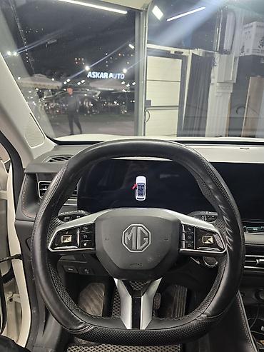 MG: MG : 2024 г., 1.5 л, Автомат, Бензин, Кроссовер — 5