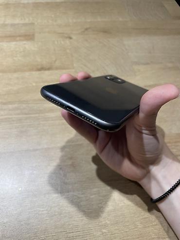 Apple iPhone: IPhone 11, 64 GB, Qara, Face ID — 4