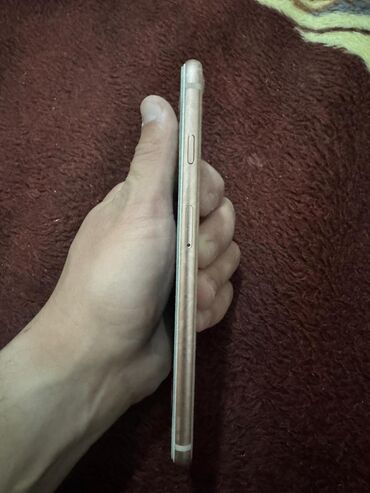 Apple iPhone: IPhone 8 Plus, 64 GB, Qızılı, Barmaq izi — 9