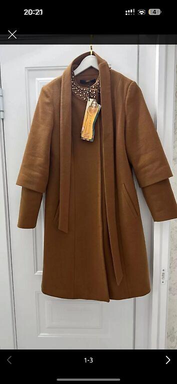 Брючные костюмы: Женская одежда, покупала в Дубаи/Италии, размер s/m/L до 42-44. Вся — 27