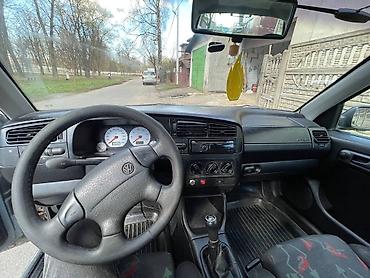 неделю: Volkswagen Golf: 1996 г. — 7