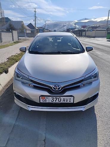 Toyota: Toyota Corolla: 2019 г., 1.9 л, Вариатор, Гибрид, Седан — 1