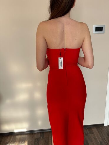 vunene haljine za punije: S (EU 36), color - Red, Cocktail, Without sleeves