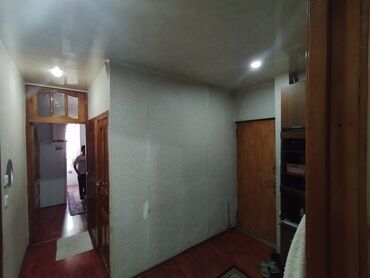 квартиры в кредит в баку: Bakı, Əhmədli, 3 otaqlı, Köhnə tikili, m. Əhmədli, 82 kv. m
