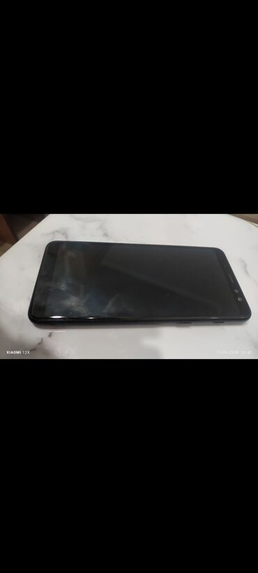 Samsung: Samsung Galaxy A8, Б/у, цвет - Черный, 2 SIM