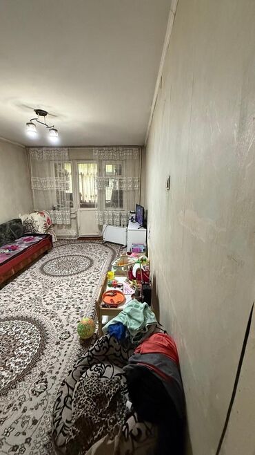 сколько стоит однокомнатная квартира: 1 бөлмө, 32 кв. м, 104-серия, 1 кабат, Эски ремонт