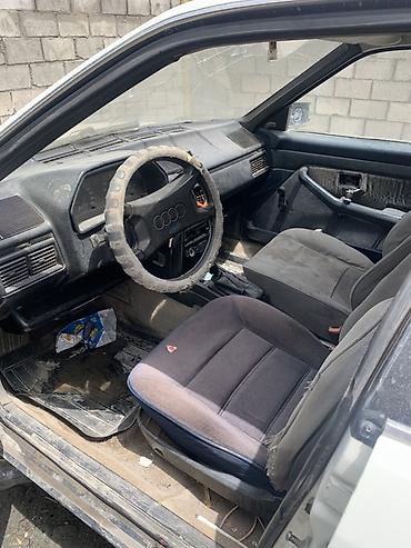 vip razbor: Audi 100: 1986 г., 1.8 л, Механика, Бензин, Седан — 6