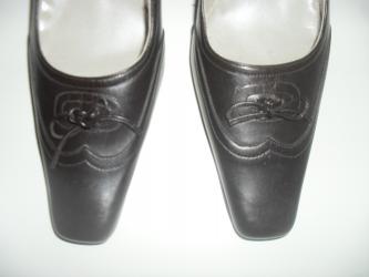 crna cipkana haljina i cipele: Salonke, 40