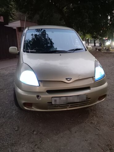лампы для авто: Toyota Funcargo: 1999 г., 1.5 л, Автоматические, Бензин, Хэтчбэк
