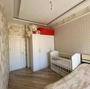 Uzunmüddətli kirayə mənzillər: Mənzil kirayə verilir. 2 otaq, 17.4 mərtəbə. Nərmanov metrosu — 6