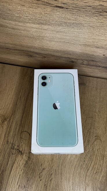 Xiaomi: IPhone 11, Б/у, 128 ГБ, Коробка, Чехол, Защитное стекло, 81 %